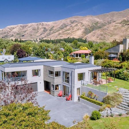 Sargood Splendour - Wanaka Holiday Home Exterior photo